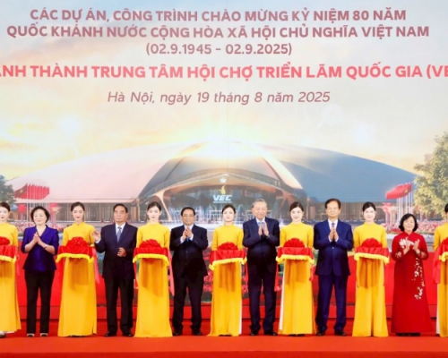250 công trình và khát vọng hùng cường